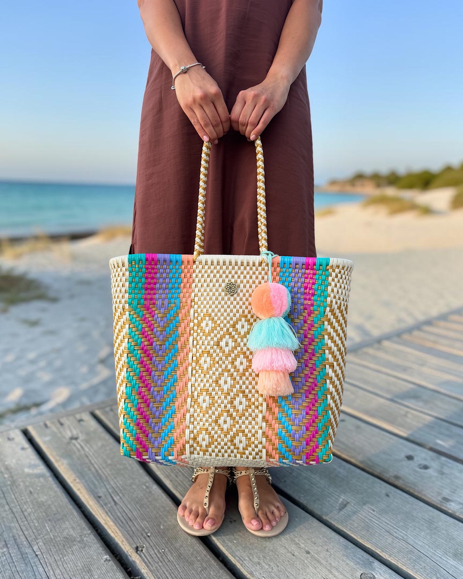 ¡Nuevo! Natural Breeze Tote