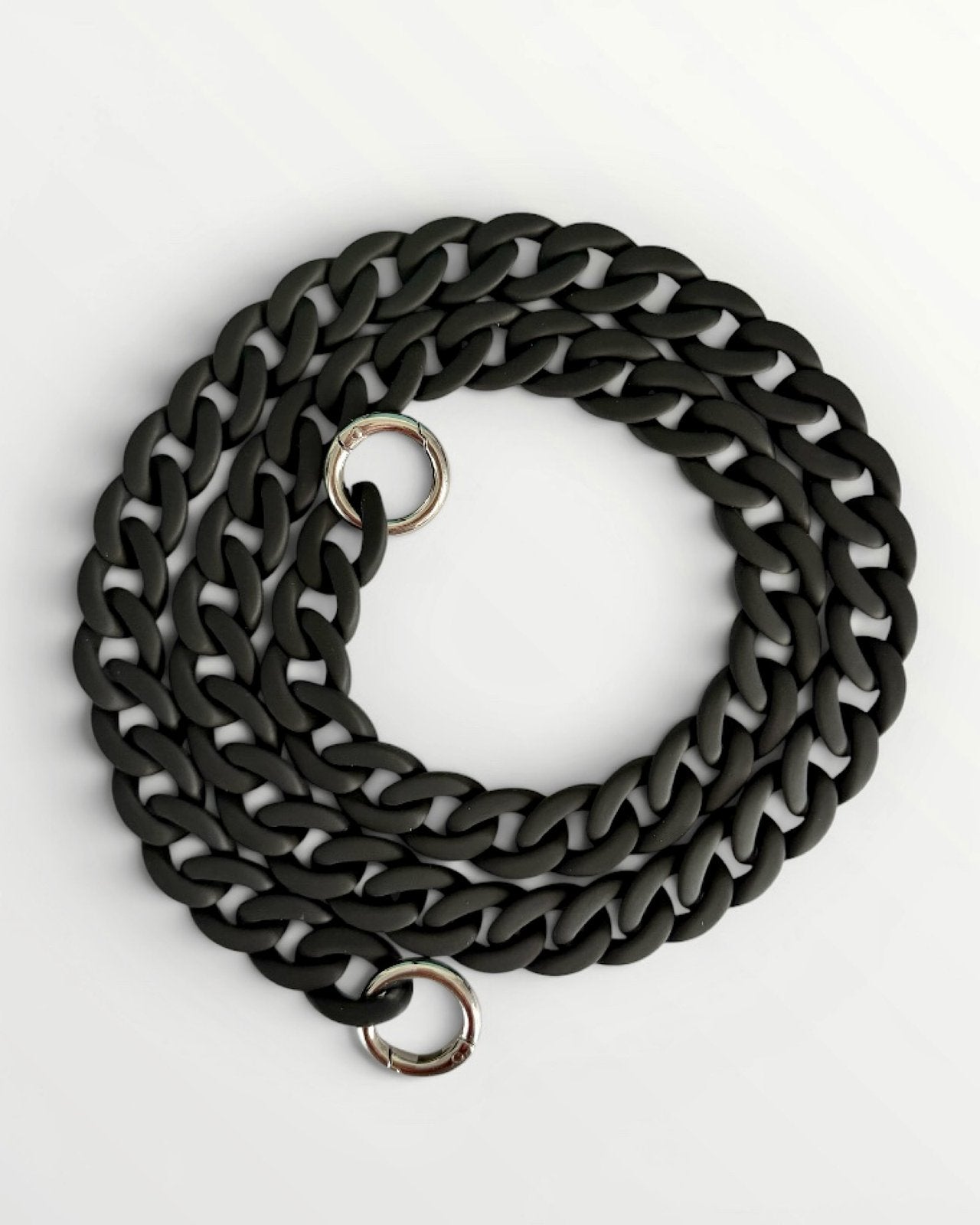 Correa Black